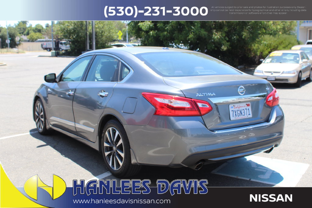 Used 2016 Nissan Altima 2.5 SV w/ Convenience Package FWD image 9