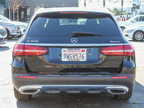 Used 2022 Mercedes-Benz E 450 4MATIC All-Terrain Wagon image 5