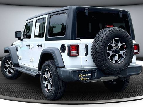 Used 2018 Jeep Wrangler Unlimited Sport S AWD/4WD image 4