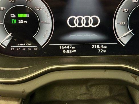 Certified 2025 Audi Q5 e Premium Plus AWD/4WD image 17