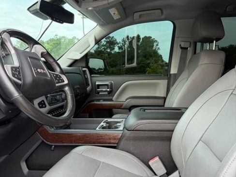 Used 2018 GMC Sierra 1500 SLT AWD/4WD image 13