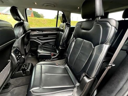 Used 2021 Jeep Grand Cherokee L Limited image 20