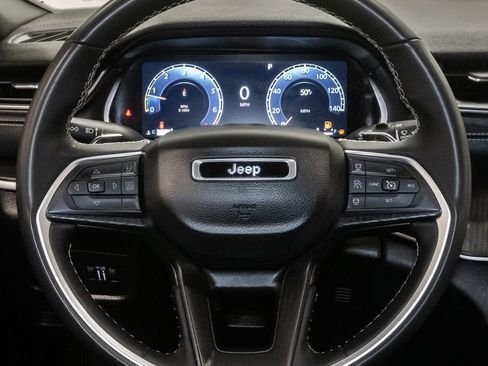 Certified 2024 Jeep Grand Cherokee Altitude AWD/4WD image 14