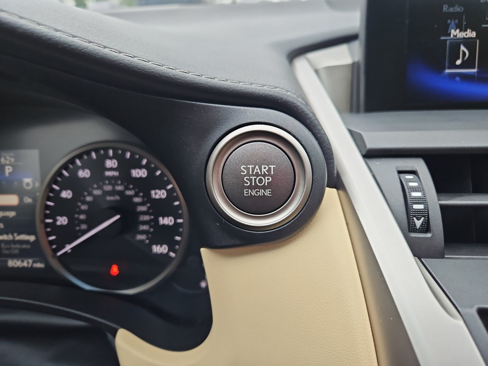 Used 2016 Lexus NX 200t FWD image 19