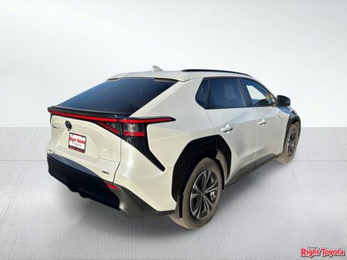 Used 2024 Toyota bZ4X AWD w/ Weather Package image 4