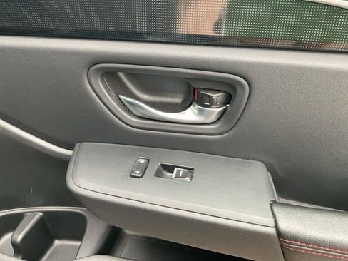 Used 2025 Honda Pilot Black Edition image 22