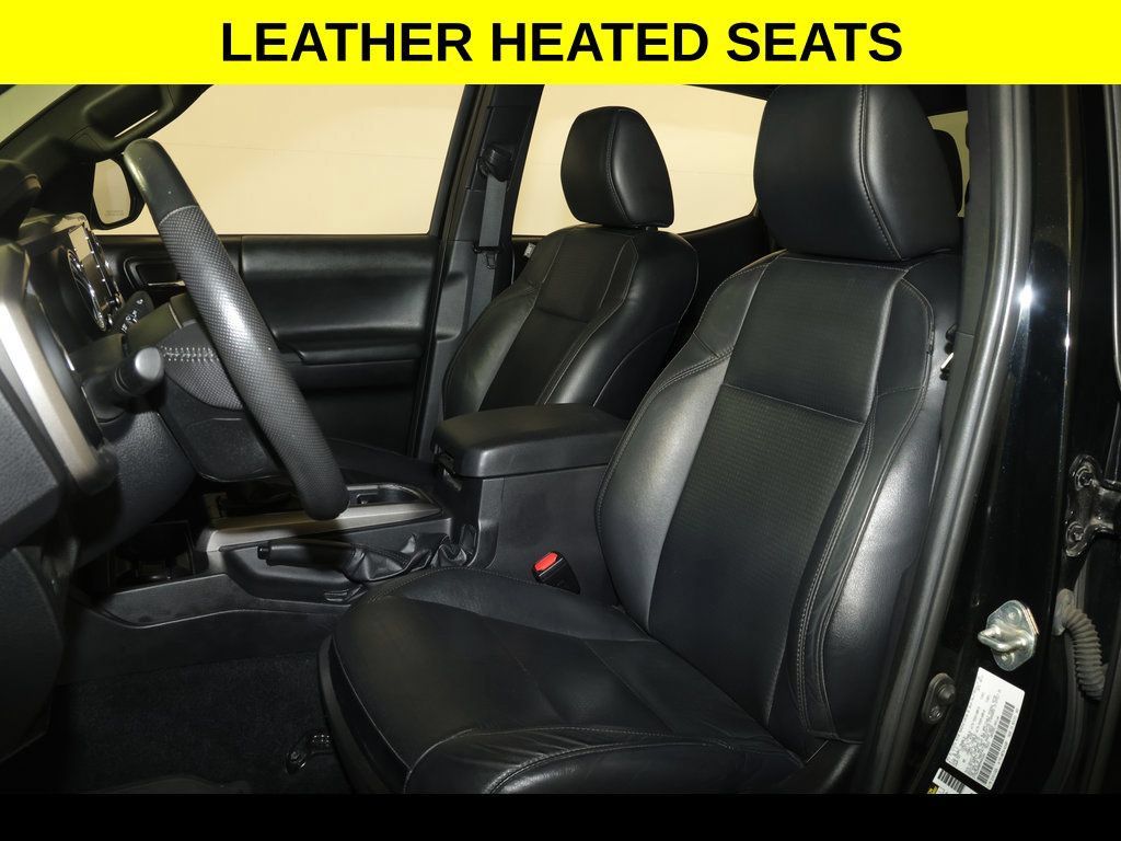 Used 2021 Toyota Tacoma Limited w/ Blackout Package (TMS) AWD/4WD image 4