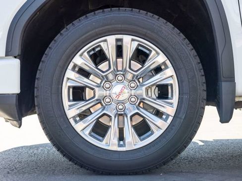 Used 2023 GMC Sierra 1500 Denali AWD/4WD image 13