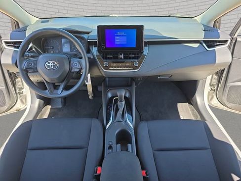 Used 2023 Toyota Corolla LE FWD image 10