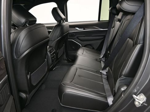 New 2026 Jeep Grand Cherokee Limited AWD/4WD image 28