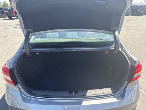 Used 2016 Hyundai Sonata SE w/ Winter Weather Package FWD image 8