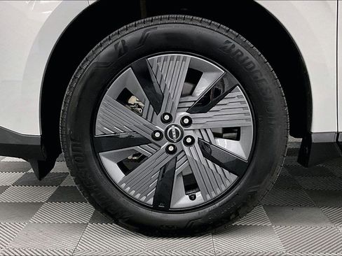 Used 2025 Nissan Murano SL AWD/4WD image 10