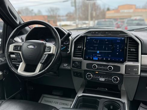 Used 2022 Ford F350 Lariat w/ Lariat Ultimate Package image 22