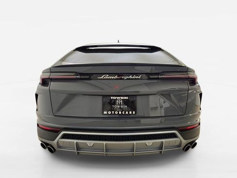 Used 2022 Lamborghini Urus AWD/4WD image 10