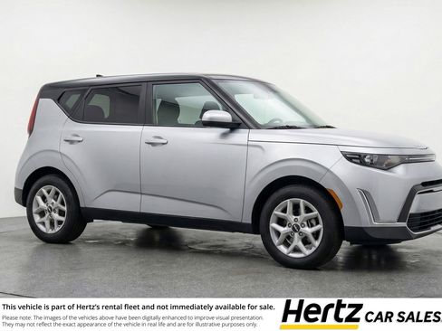 Used 2025 Kia Soul LX w/ LX Technology Package image 1