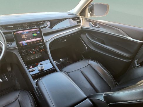 Used 2022 Jeep Grand Cherokee L Limited image 43