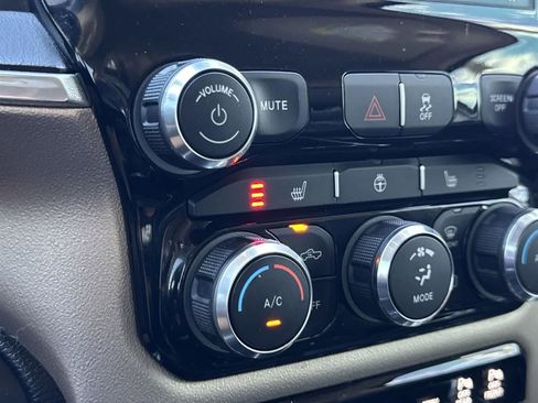 Used 2022 RAM 2500 Laramie image 19