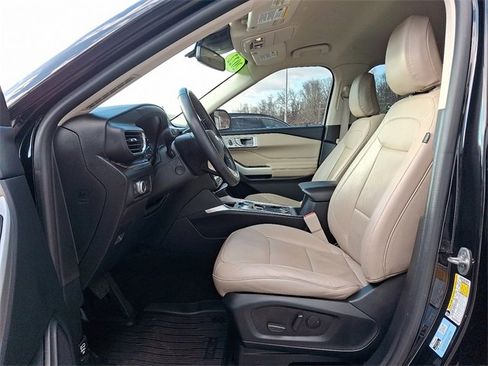 Used 2022 Ford Explorer Limited w/ Hybrid Equipment Group 310A image 13