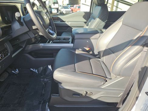 New 2026 Ford F250 Lariat w/ Chrome Package image 15