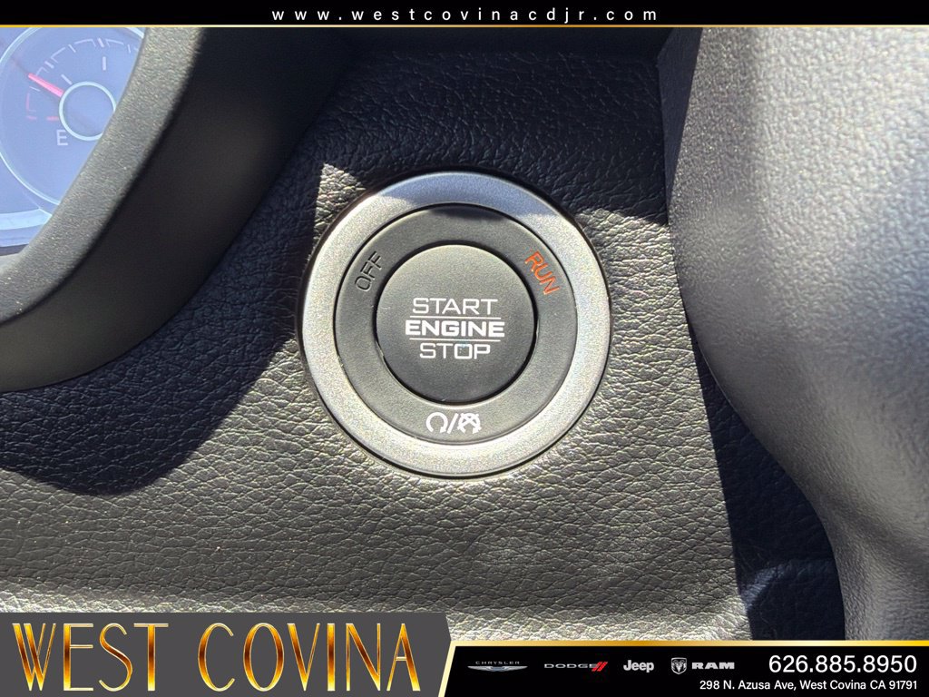 Used 2025 RAM 1500 Big Horn RWD image 29
