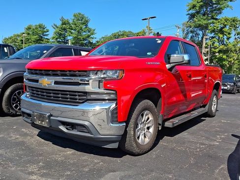 Used 2020 Chevrolet Silverado 1500 LT w/ Fleet Comfort Package AWD/4WD image 2