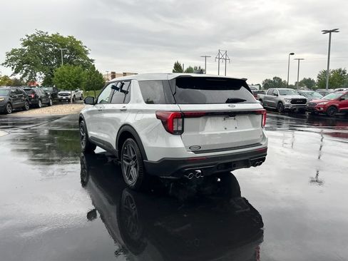 New 2027 Ford Explorer ST w/ Sun And Sound Package AWD/4WD image 8