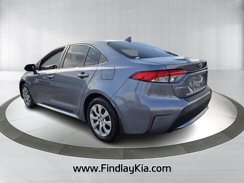 Used 2021 Toyota Corolla LE image 8