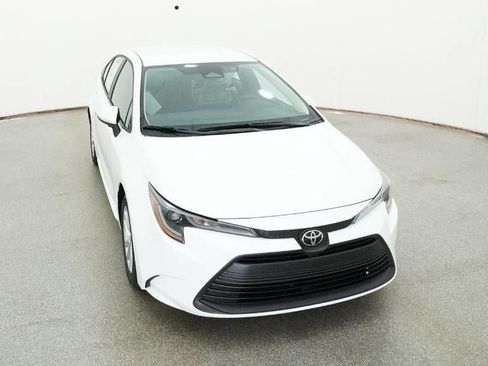 New 2026 Toyota Corolla LE image 14