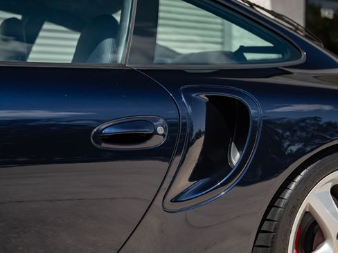 Used 2003 Porsche 911 Turbo AWD/4WD image 24