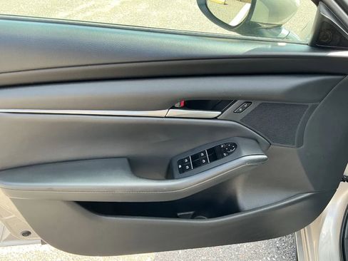 Used 2023 MAZDA MAZDA3 s image 14