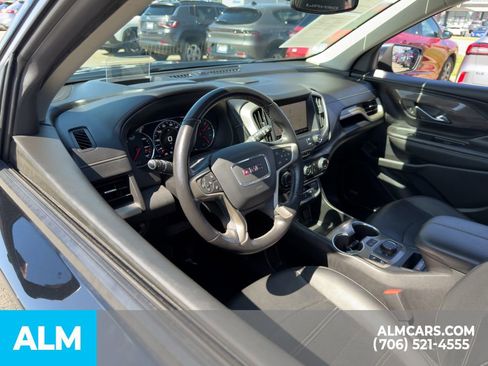 Used 2022 GMC Terrain Denali w/ Black Diamond Edition image 10