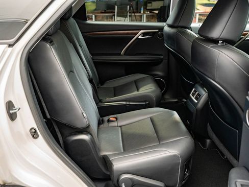 Certified 2022 Lexus RX 350L Premium w/ Premium Package AWD/4WD image 50