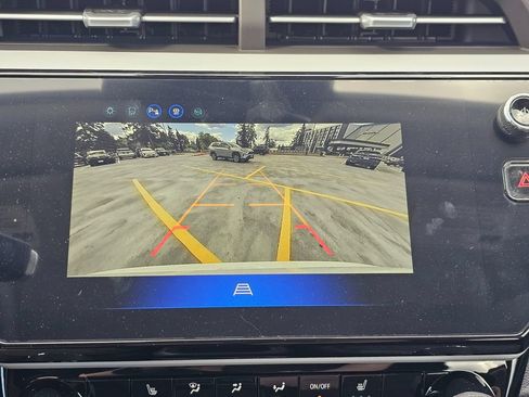 New 2027 Chevrolet Bolt LT w/ Comfort Package FWD image 30