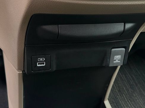 Used 2024 Honda Odyssey EX-L image 19