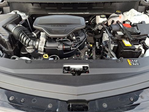 Used 2025 Cadillac XT6 Sport w/ Technology Package image 30