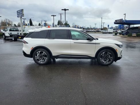 New 2026 Lincoln Nautilus Premier w/ Equipment Group 102A image 8