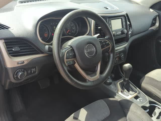 Used 2015 Jeep Cherokee Sport AWD/4WD image 10