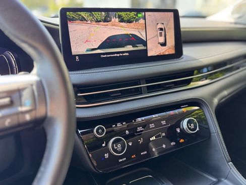 Used 2023 INFINITI QX60 Luxe w/ Vision Package AWD/4WD image 16