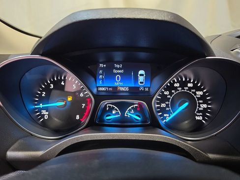 Used 2018 Ford Escape SE AWD/4WD image 10