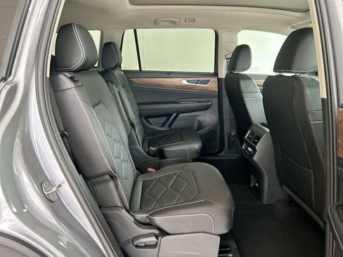 New 2026 Volkswagen Atlas SE image 39