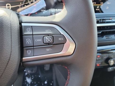 New 2026 Jeep Compass Trailhawk image 11