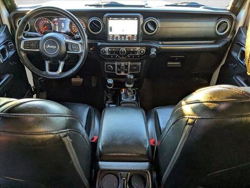 Used 2018 Jeep Wrangler Unlimited Sahara w/ Uconnect 4C Nav & Sound Group image 19