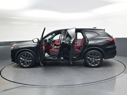 Used 2023 Acura MDX A-Spec image 38