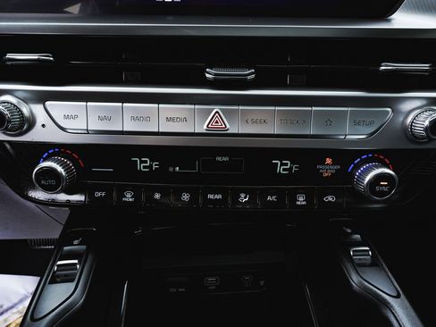 Used 2023 Kia Telluride S w/ S Sunroof Package image 28