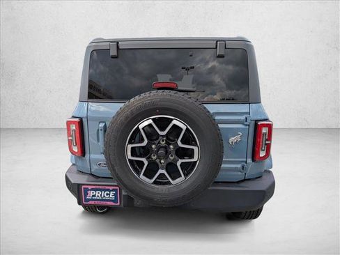 Used 2023 Ford Bronco Outer Banks AWD/4WD image 6