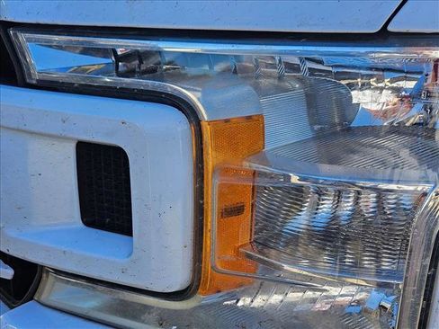 Used 2018 Ford F150 XLT w/ Equipment Group 301A Mid image 6