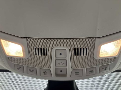 Used 2024 Ford Edge SEL w/ Convenience Package image 34