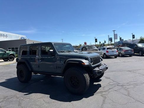 Used 2026 Jeep Wrangler Unlimited Rubicon 392 w/ Quick Order Package 27X Moab AWD/4WD image 2