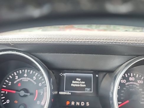 Used 2018 Ford Mustang Premium RWD image 6
