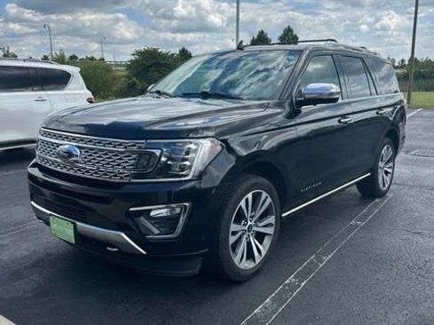 Used 2021 Ford Expedition Platinum AWD/4WD image 2